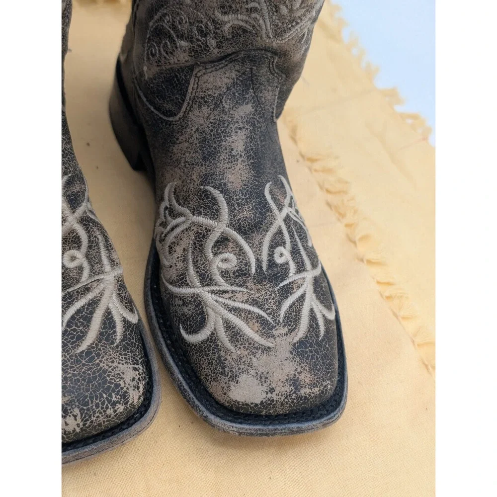 Old West Distressed Charcoal Embroidered Cowboy Boots BSC1825 Coquette Size 2